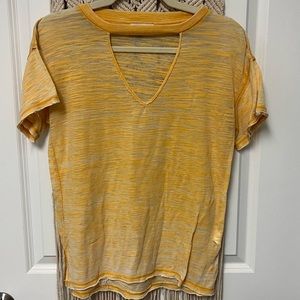 Lucky Brand Mustard Key Hole Tee